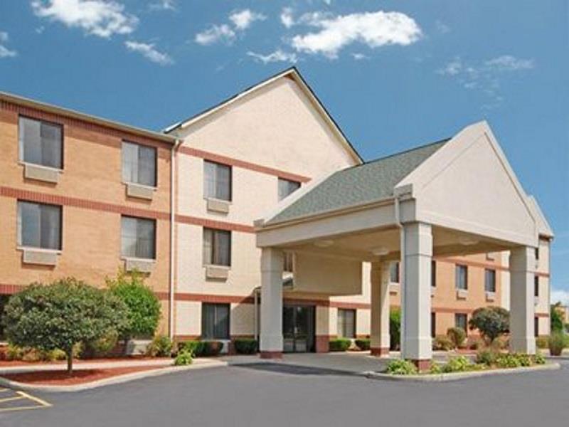 Comfort Inn & Suites Near Tinley Park Amphitheater Extérieur photo